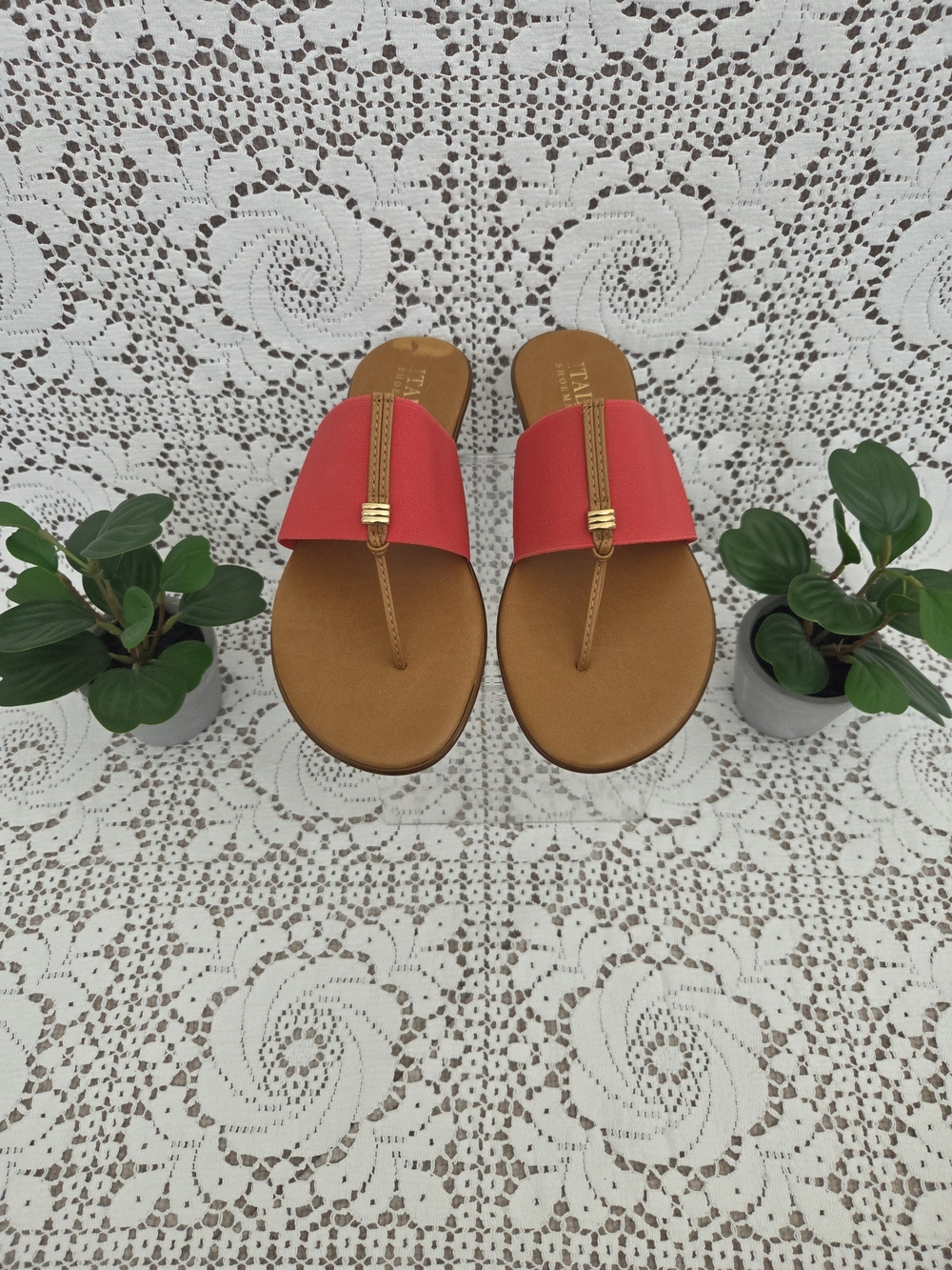 Women's Afia Red Slide Sandals with Size 10